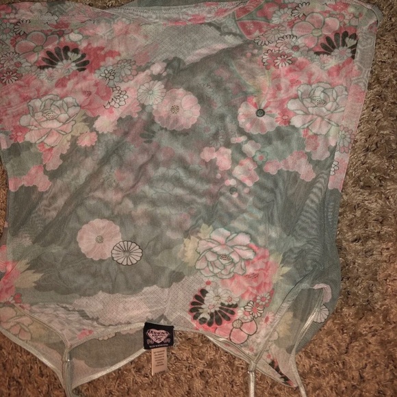 Cami - Picture 2 of 4